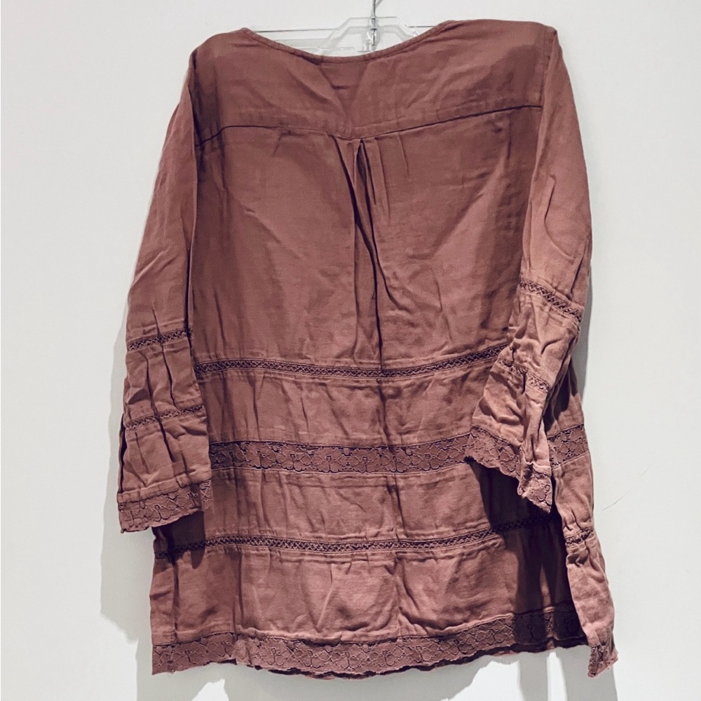 LOGO by Lori Goldstein Women's Top in Mauve with 3/4 sleeves ! - Picture 2 of 5